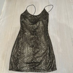 Gold and black snakeskin print Alice and Olivia dress in Size 2